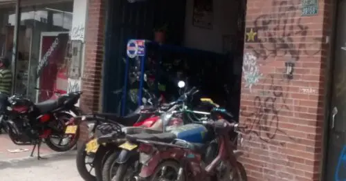 ALMACEN Y TALLER R&Y MOTOS BOGOTÁ ALMACEN Y TALLER R&Y MOTOS BOGOTÁ